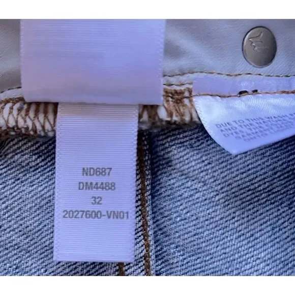 NWT Madewell High-Rise Denim Shorts in Astell Wash: Ripped Edition, Size 32 - Picture 11 of 14